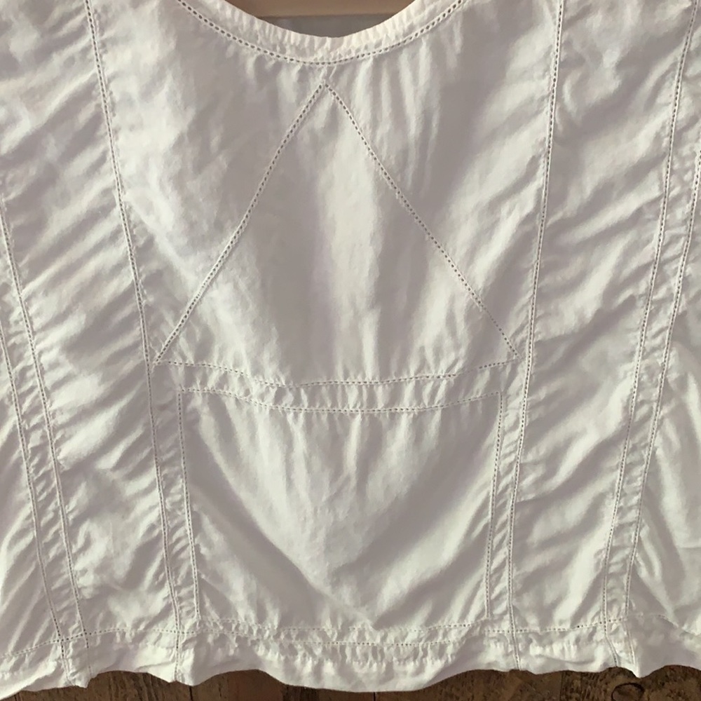 Geo Embroidered Top - Picture 3 of 6